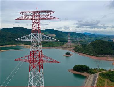 Điện lực Việt Nam - Những dấu son trên hành trình 71 năm “thắp sáng niềm tin”