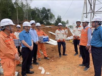 Công đoàn EVN: Đổi mới sáng tạo, nâng cao năng suất lao động trong Tháng Công nhân 2026